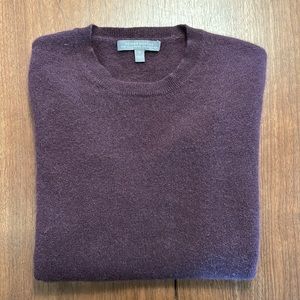 Neiman Marcus 100% Cashmere Sweater